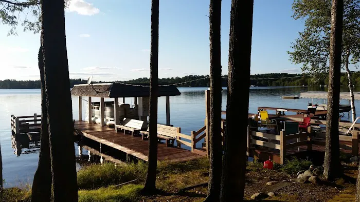 A Lot of Lakes Resort 4