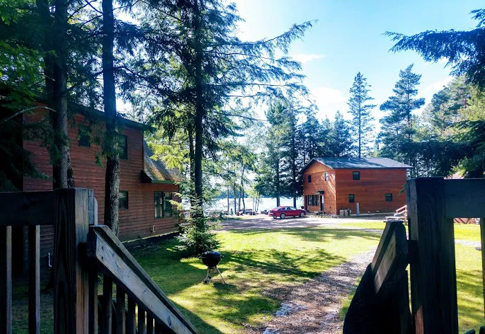 A Lot of Lakes Resort 4