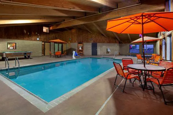 AmericInn by Wyndham Iron River 4