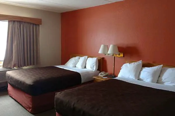 AmericInn by Wyndham Iron River 4
