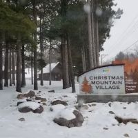 Wisconsin Dells Christmas Mtn Resort 103 ico