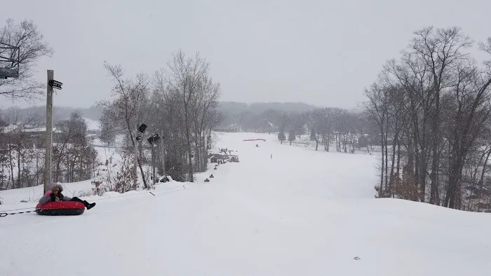 Wisconsin Dells Christmas Mtn Resort 103 4