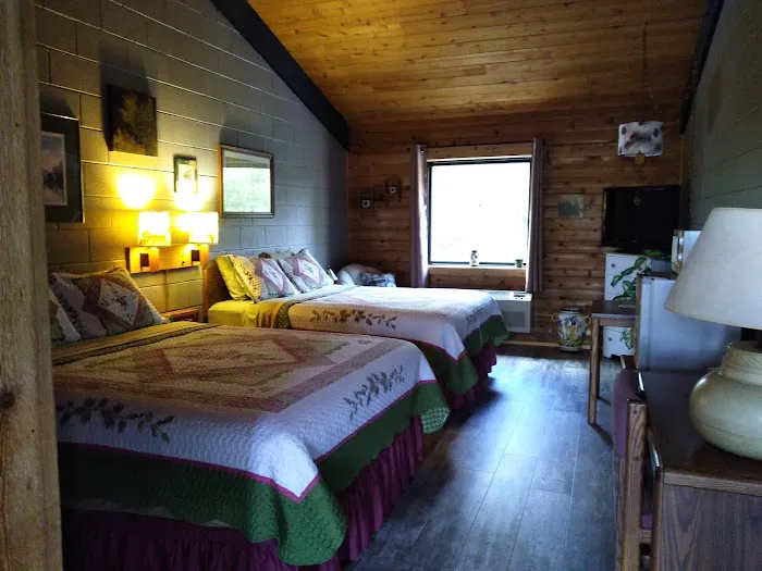 Coffee Mill Inn & Suites 4