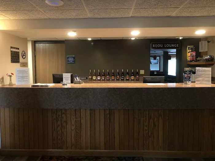 Boarders Inn & Suites by Cobblestone Hotels - Fayette 4