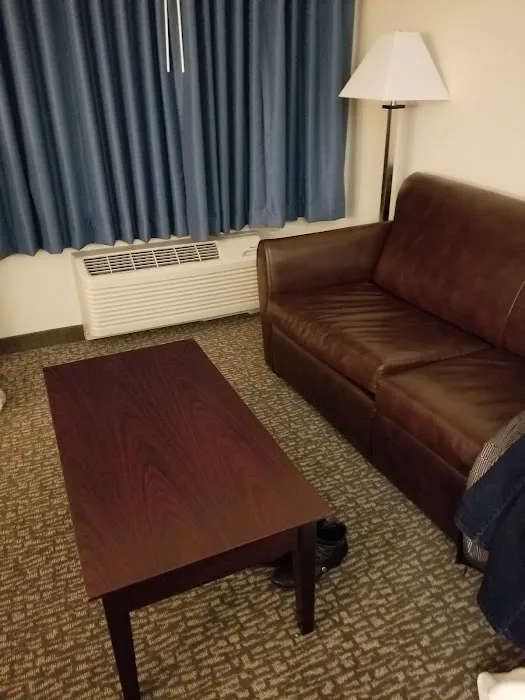Cornerstone Inn & Suites 4