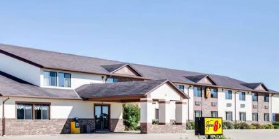 Super 8 by Wyndham Oelwein