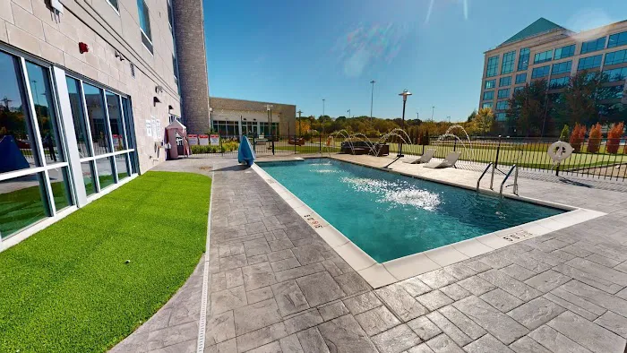 Holiday Inn Express & Suites Chicago Schaumburg by IHG 4