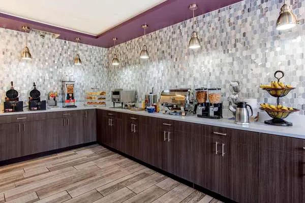 La Quinta Inn by Wyndham Chicago O'Hare Airport 4