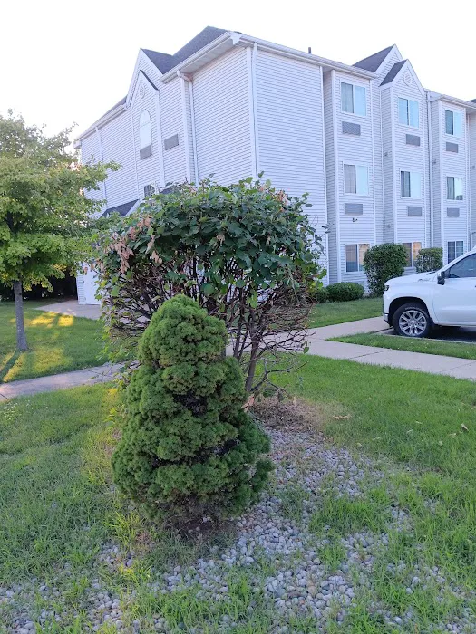 Red Lion Inn & Suites Elk Grove Village 4