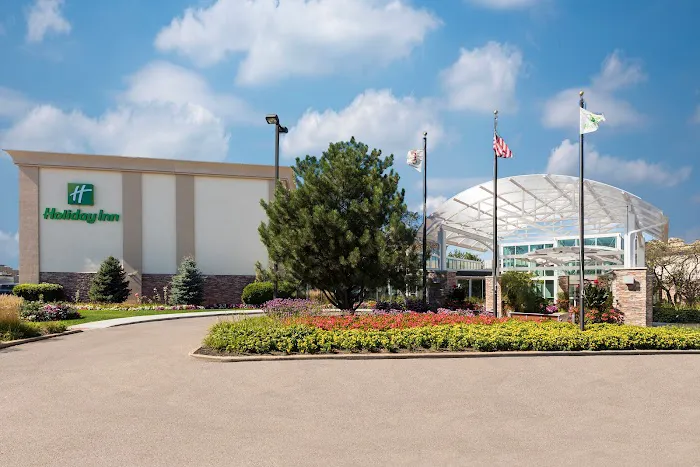 Holiday Inn Chicago-Elk Grove, an IHG Hotel 4