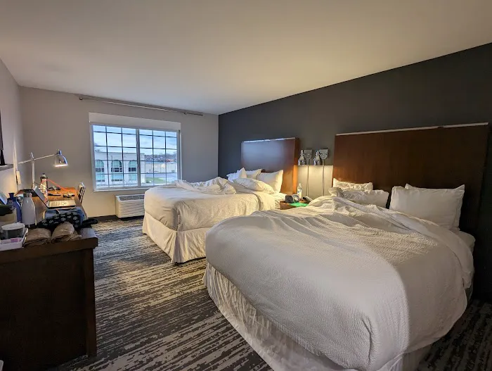 Four Points by Sheraton Mount Prospect O’Hare 4