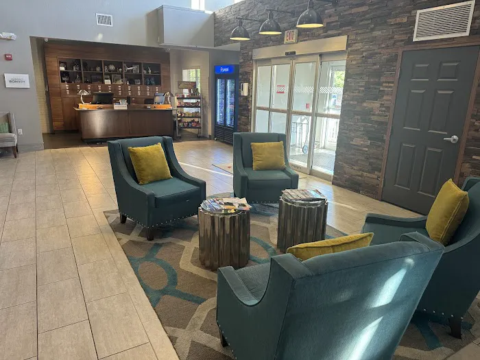 Four Points by Sheraton Mount Prospect O’Hare 4