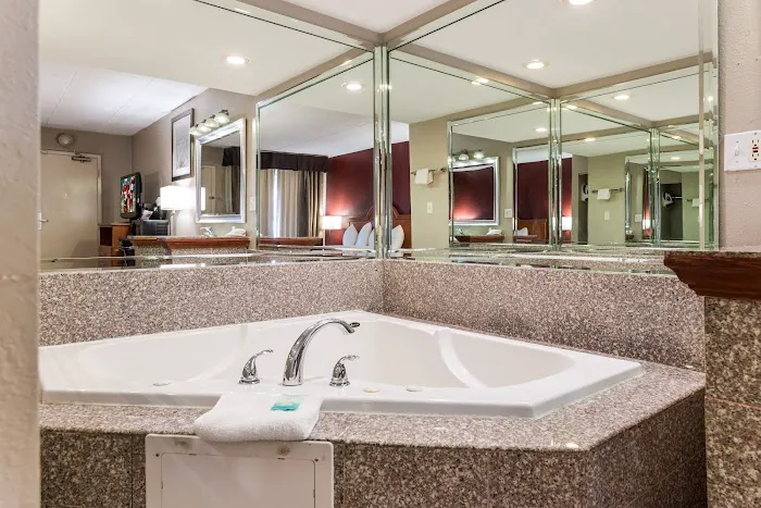 Red Roof Inn Morton Grove 4