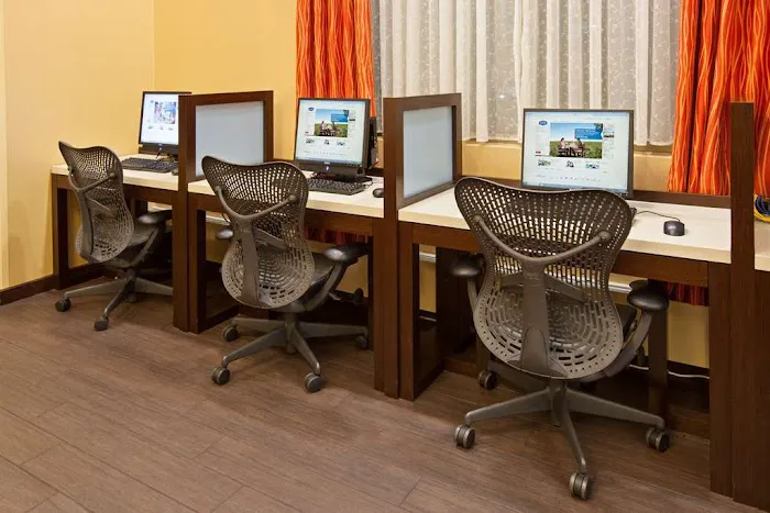 Hampton Inn & Suites Chicago-North Shore/Skokie 4
