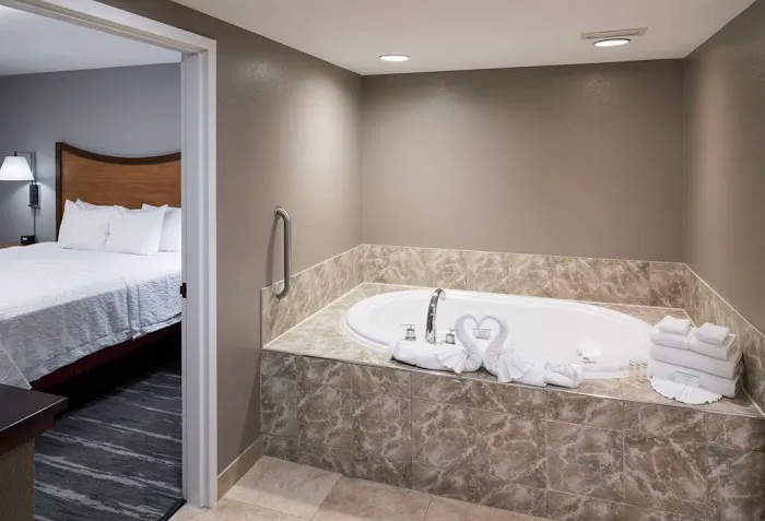 Hampton Inn & Suites Chicago-North Shore/Skokie 4