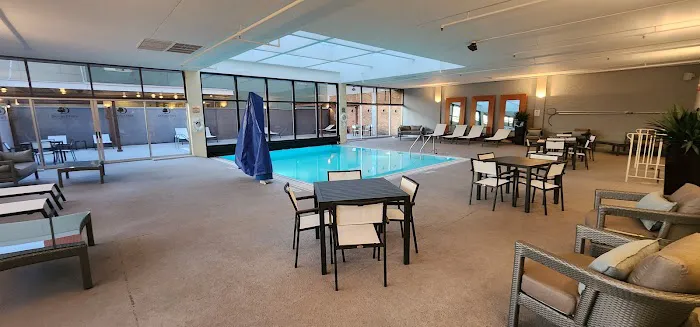 DoubleTree by Hilton Hotel Chicago - North Shore Conference Center 4