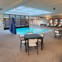 DoubleTree by Hilton Hotel Chicago - North Shore Conference Center ico