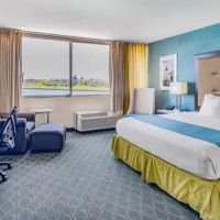 Wyndham Garden Kenosha Harborside ico