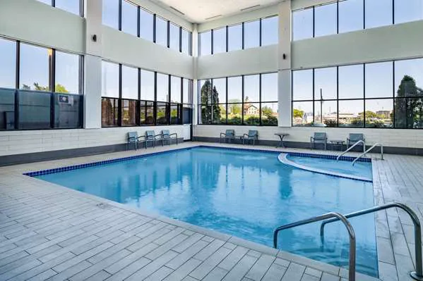 Wyndham Garden Kenosha Harborside 4