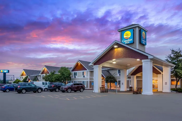 Comfort Inn Iron Mountain North 4