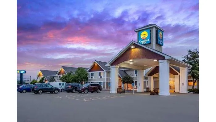 Comfort Inn Iron Mountain North 4