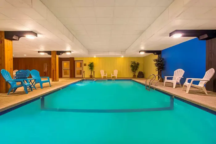Clarion Pointe Rhinelander Downtown 4