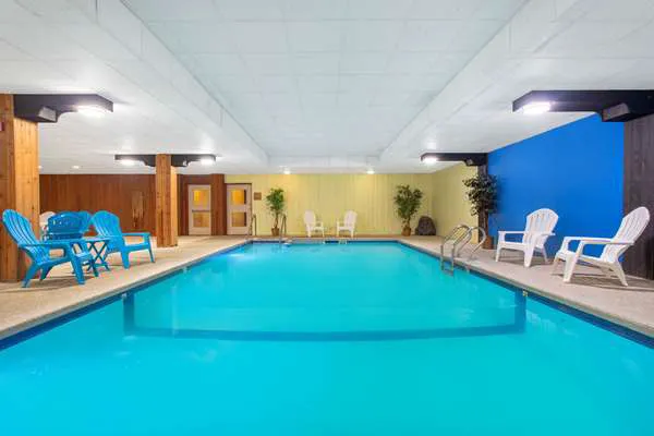 Claridge Inn by Choice Hotels 4