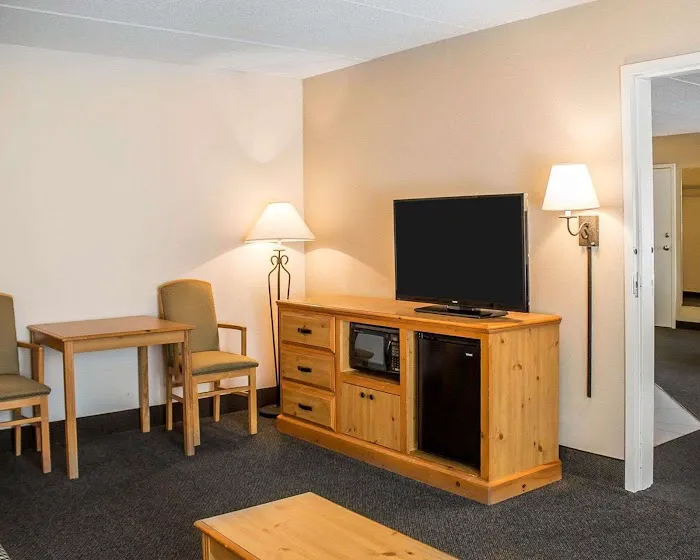 Quality Inn Rhinelander 4