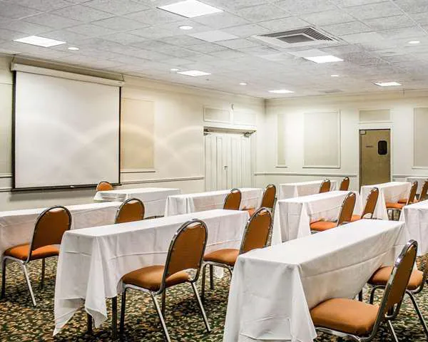 Quality Inn Rhinelander 4