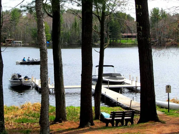 Lake Forest Resort 4
