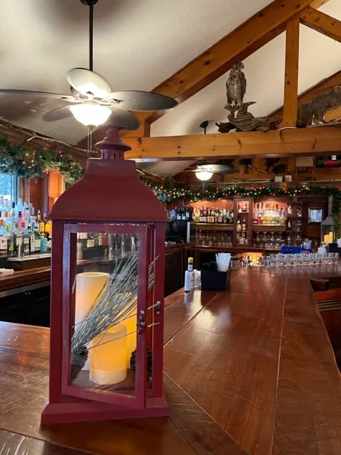 Eagle Waters Resort & Supper Club 4