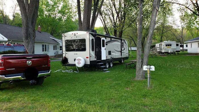 Mallard Resort 4