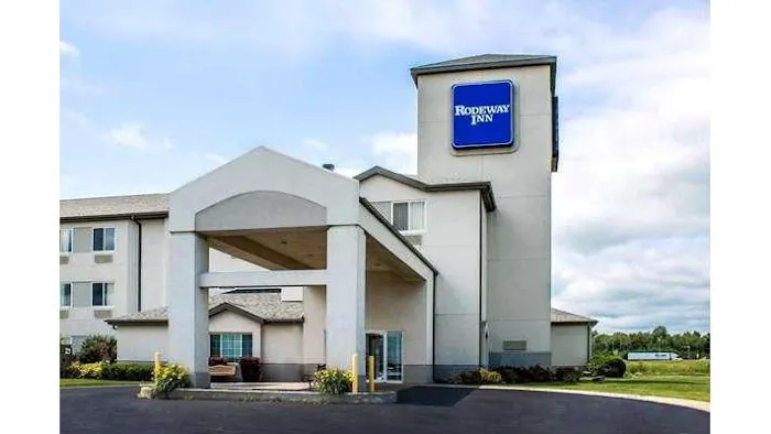 Rodeway Inn 4