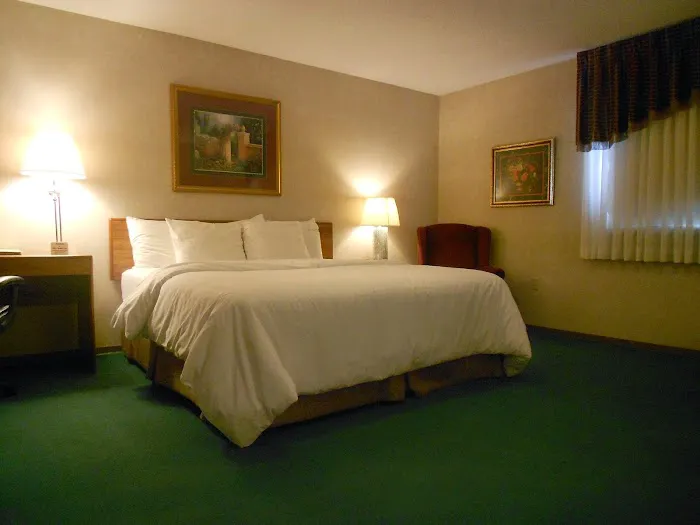 Abby Inn Abbotsford 4
