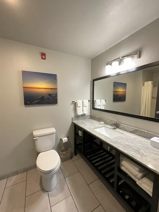 Riverstone Suites by Cobblestone Hotels - Chippewa Falls 4