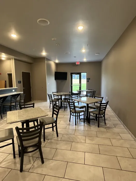 Riverstone Suites by Cobblestone Hotels - Chippewa Falls 4