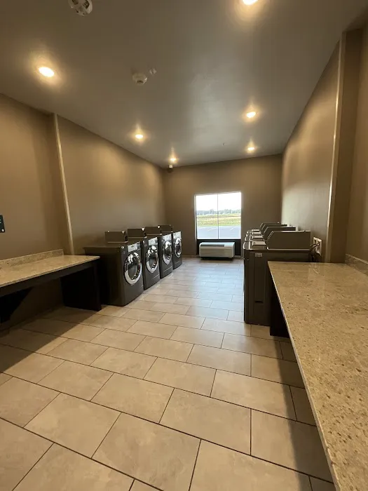 Riverstone Suites by Cobblestone Hotels - Chippewa Falls 4
