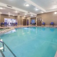 Holiday Inn Express & Suites Eau Claire North by IHG ico