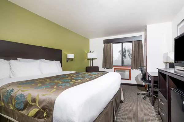 Baymont by Wyndham Eau Claire WI 4