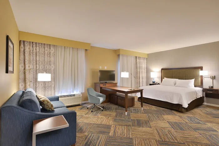 Hampton Inn & Suites Chippewa Falls 4