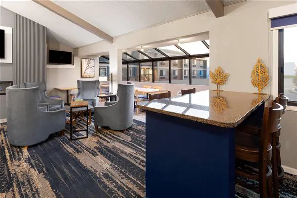 AmericInn by Wyndham Chippewa Falls 4