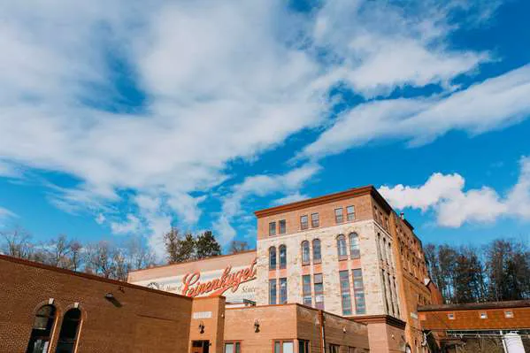 Country Inn & Suites by Radisson, Chippewa Falls, WI 4