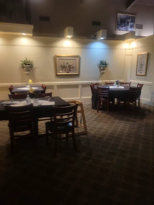 Avalon hotel 4