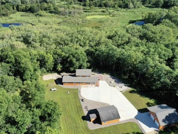 Samakya Cabins LLC 4