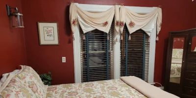 Harbor Hill Inn