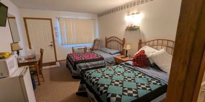 Great River Amish Inn