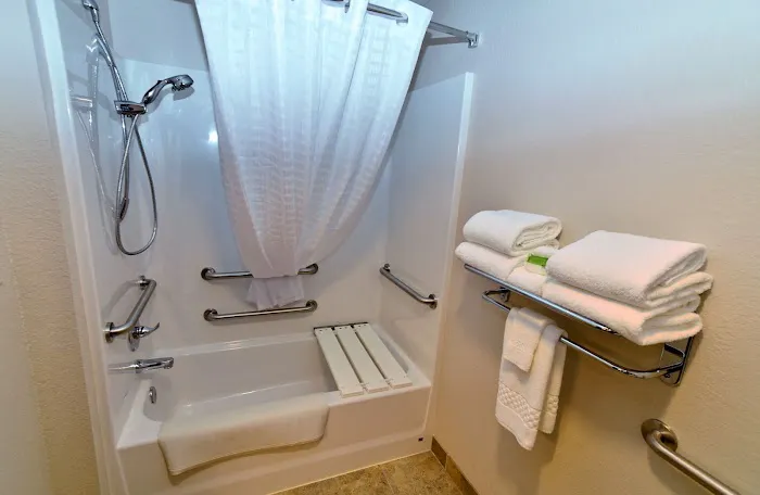 Cobblestone Inn & Suites - Monticello 4