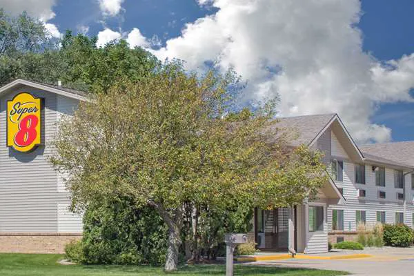 Super 8 by Wyndham Independence 4