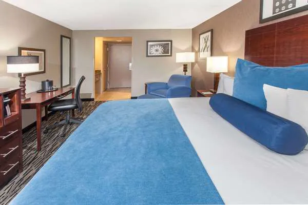 Wyndham Garden Elk Grove Village/O'Hare 4