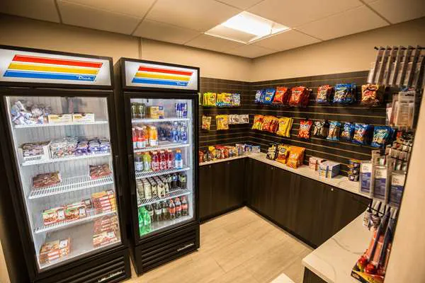 Wyndham Chicago O'Hare 4